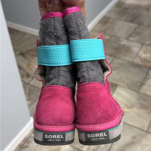 Girls Rylee Pull On Pink Sorel Winter Boots Size 13 - Picture 2 of 4
